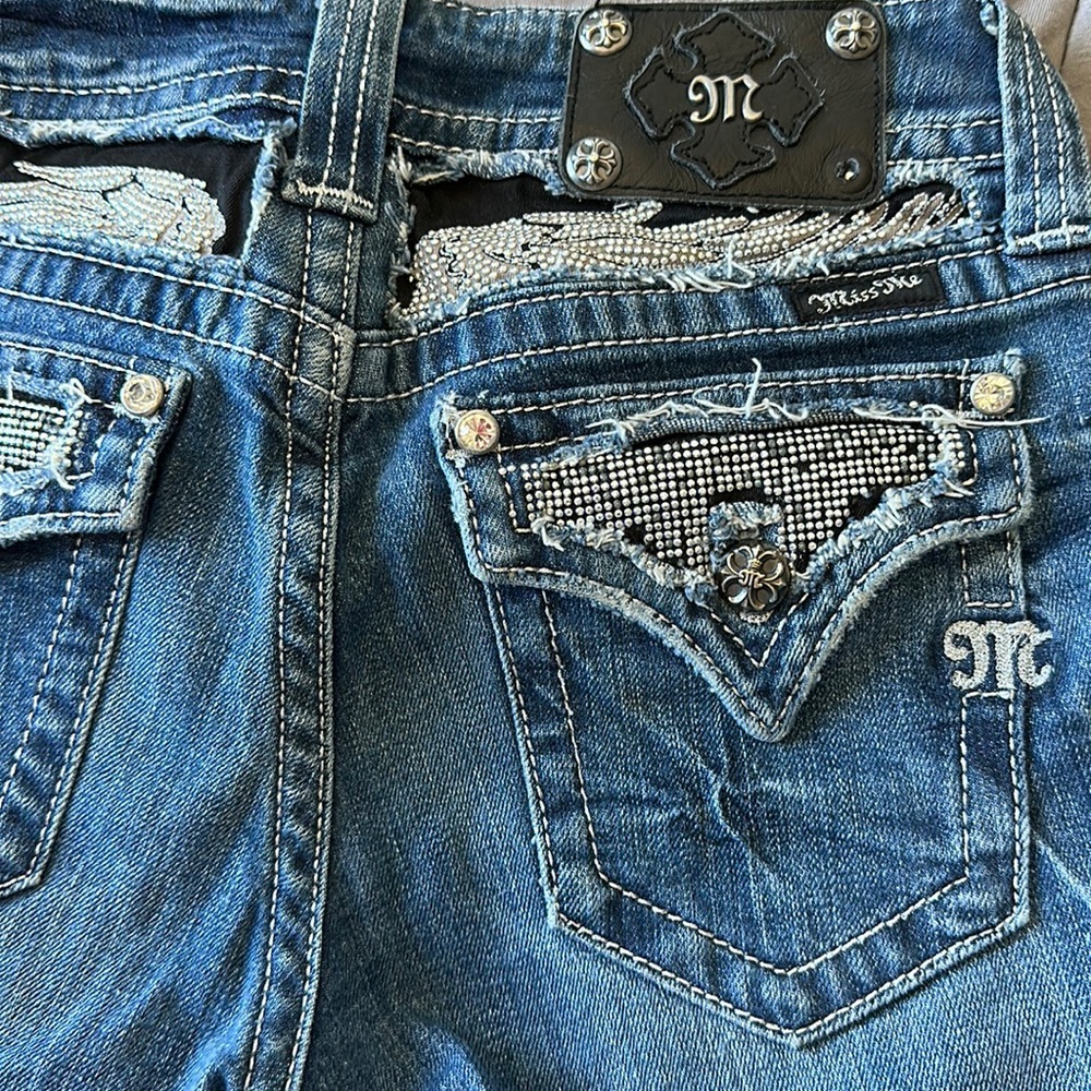 Miss Me Women’s boot cut jeans - size 28